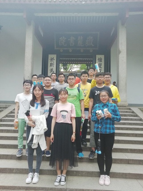 m1522690166919409.jpg 1.jpg